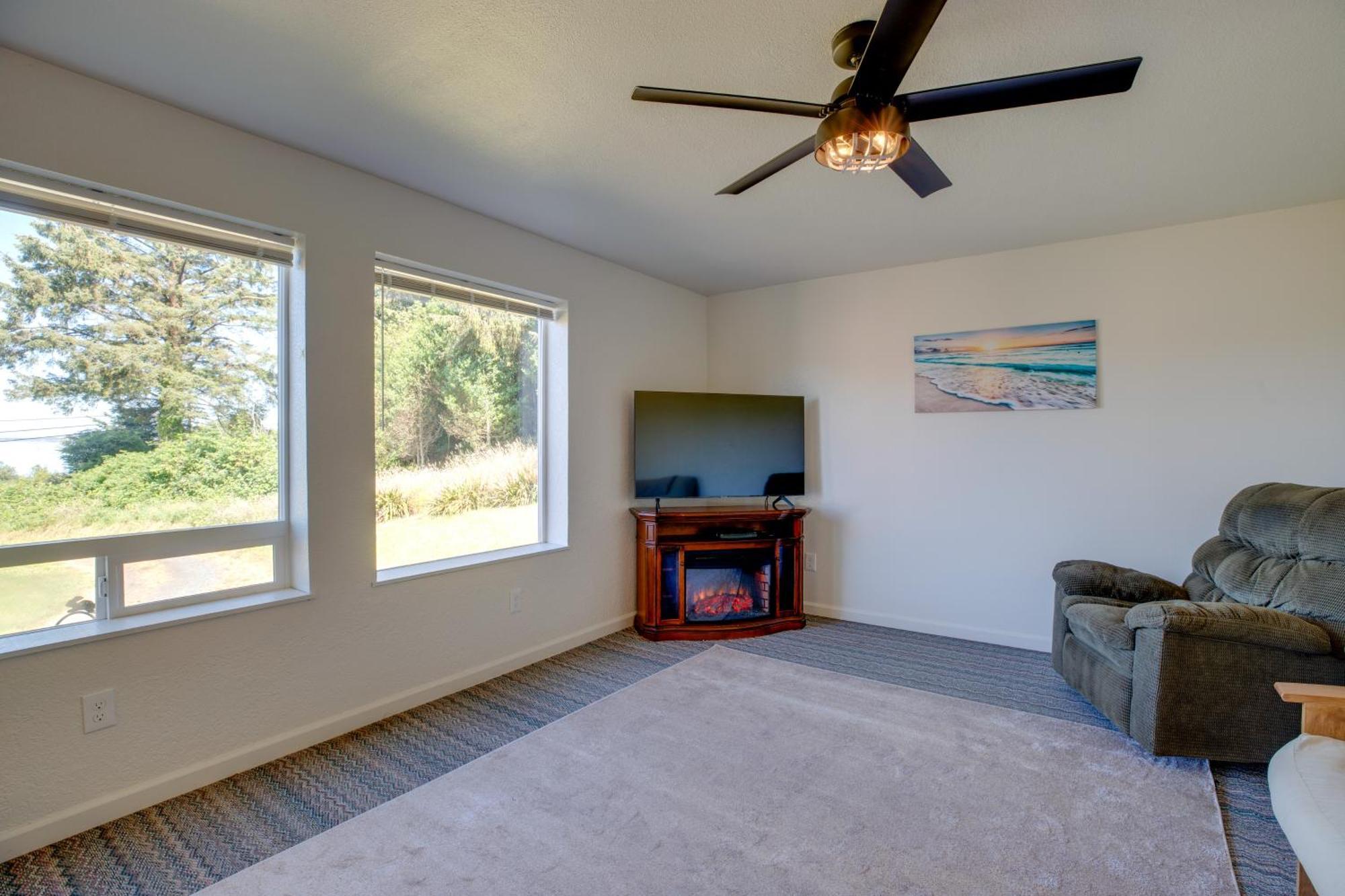Bay City Vacation Rental Escape About 5 Mi To Marina! Exterior photo